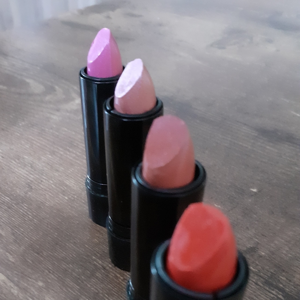 Bundle of Lipsticks